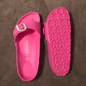 Birkenstock slides pink size 8